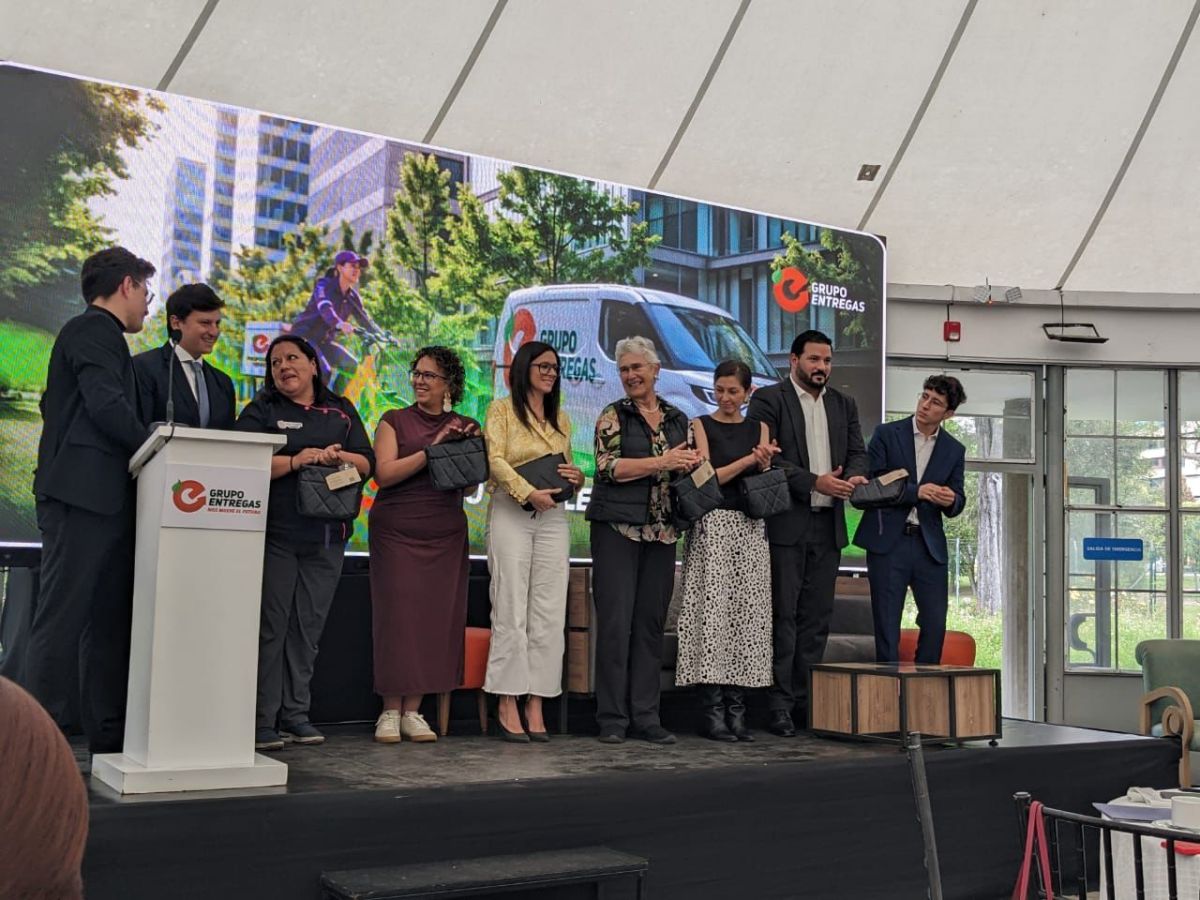 Cámara LGBT+ y Pride Connection Ecuador destacan el liderazgo sostenible de Grupo Entregas en la Cuarta Memoria de Sostenibilidad